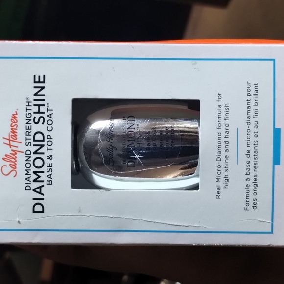 Mystery Makeup Box - Picture 5 of 10